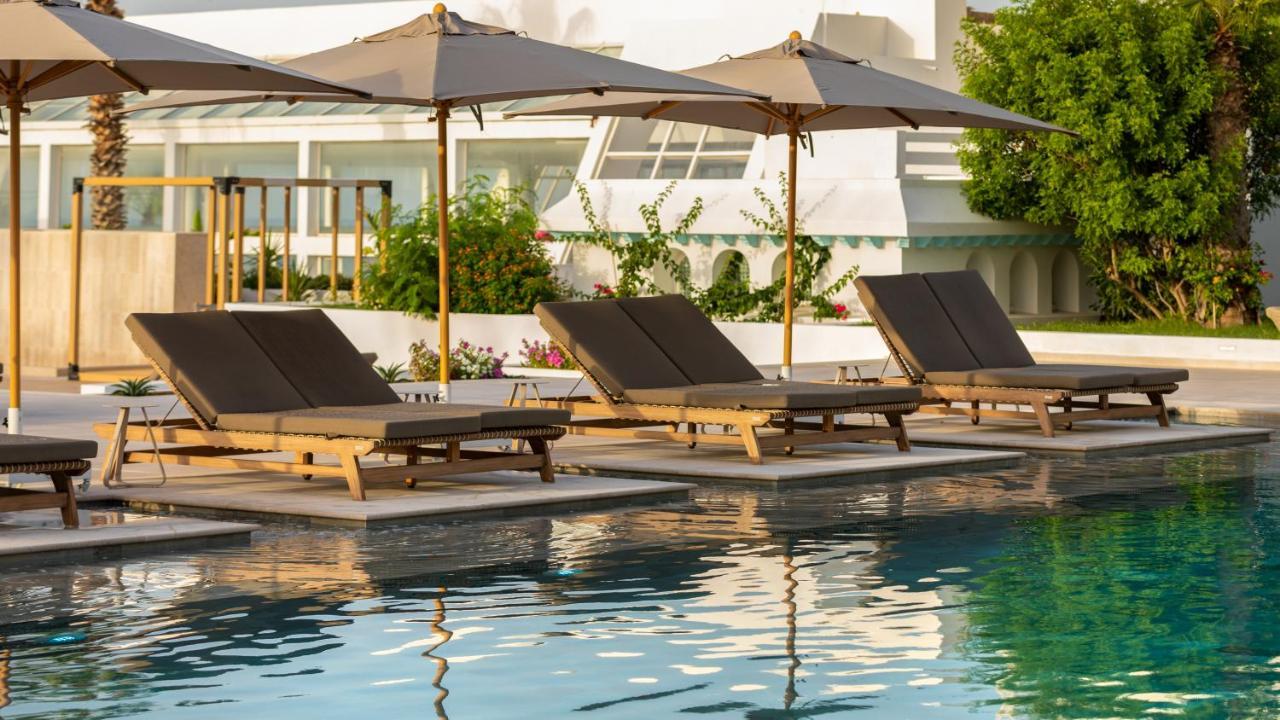 Royal Azur Thalassa 함마메트 외부 사진 The swimming pool at the hotel